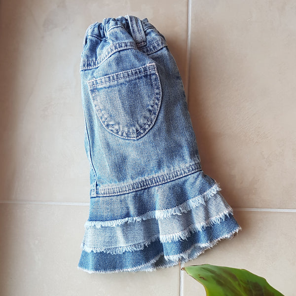 Bezaubernder Vintage-Jeansrock mit Rüschen - 2 Jahre  (92/94 cm)