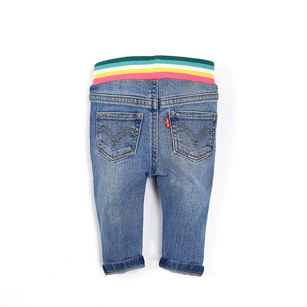 Neu mit Etiketten. LEVI's Jeanshose - 3 Monate (62cm)