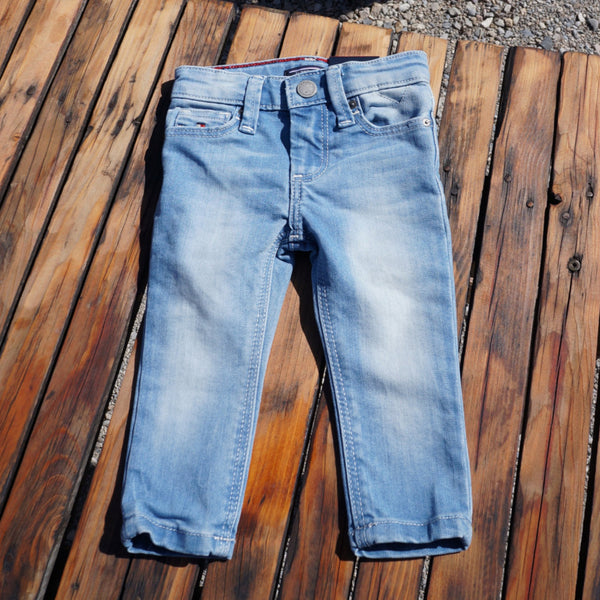 Neu! Jeanshose - 9 Monate (74 cm)