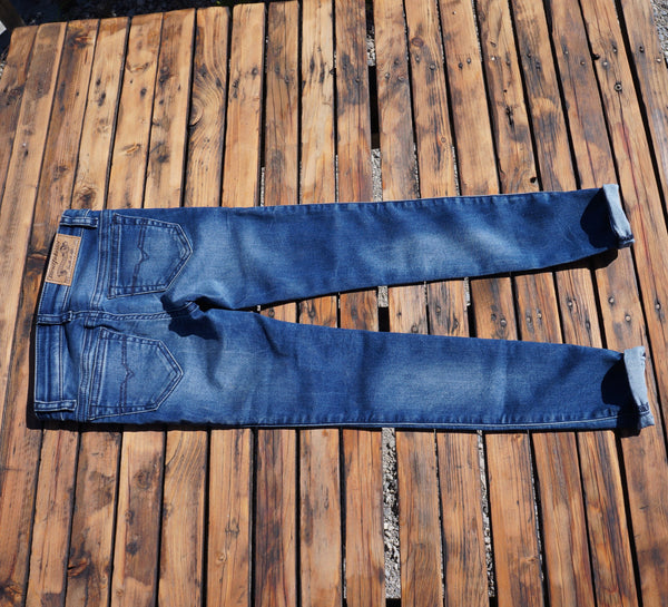 Neu! DIESEL Jeanshose - 8 Jahre Mädchen (128cm)
