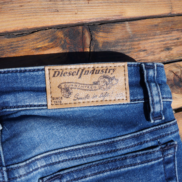 Neu! DIESEL Jeanshose - 8 Jahre Mädchen (128cm)